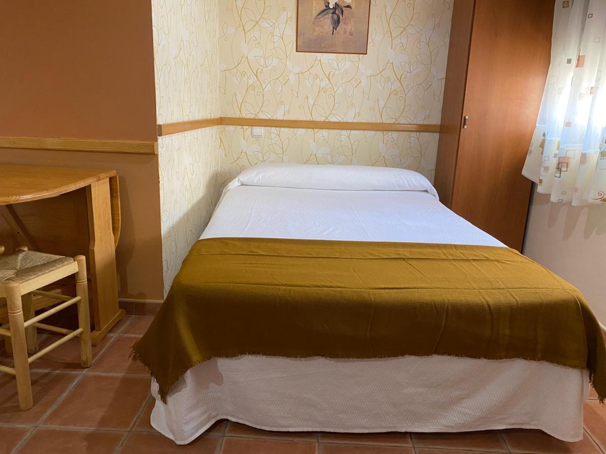 באניוס דה מונטמאיור Apartamentos Rurales "La Fuentecilla" מראה חיצוני תמונה